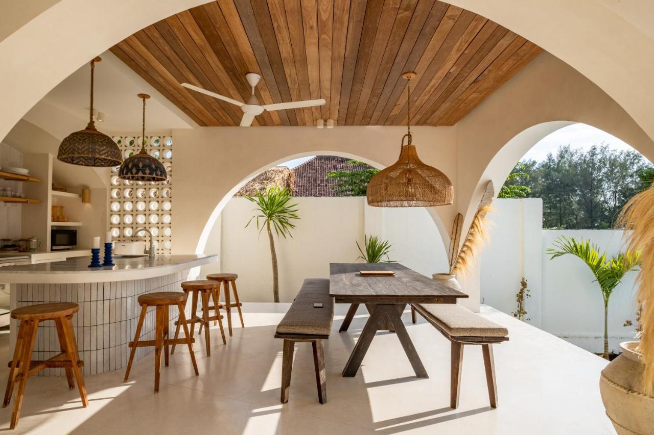 Villa Odyssea Τζίλι Τραγουανγκάν Εξωτερικό φωτογραφία