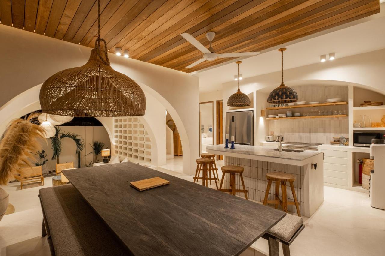 Villa Odyssea Τζίλι Τραγουανγκάν Εξωτερικό φωτογραφία